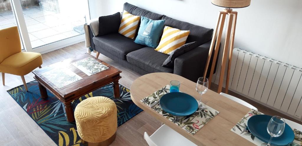 Χώρος καθιστικού στο Bel Appartement 11 au rez chaussée vue mer au Maeva