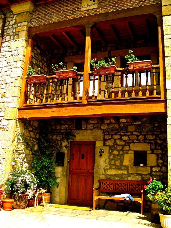 Balkón nebo terasa v ubytování Hotel Rural El Rexacu
