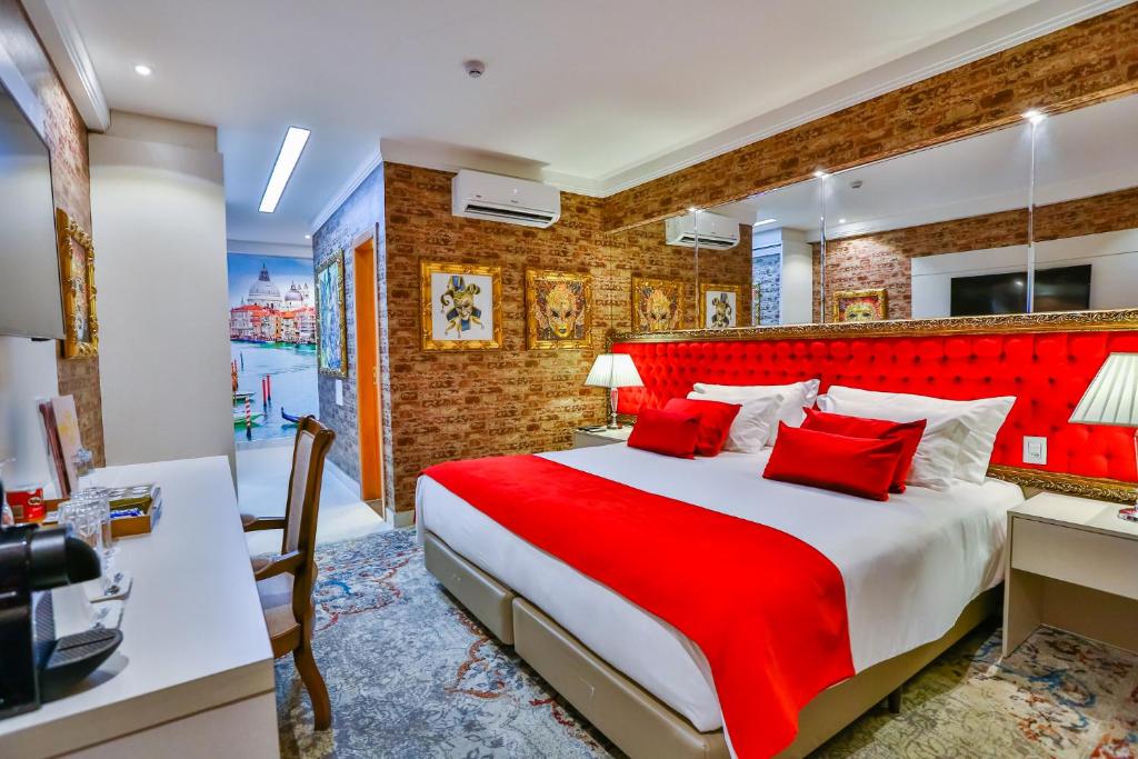  Golden Lis Hotel Boutique