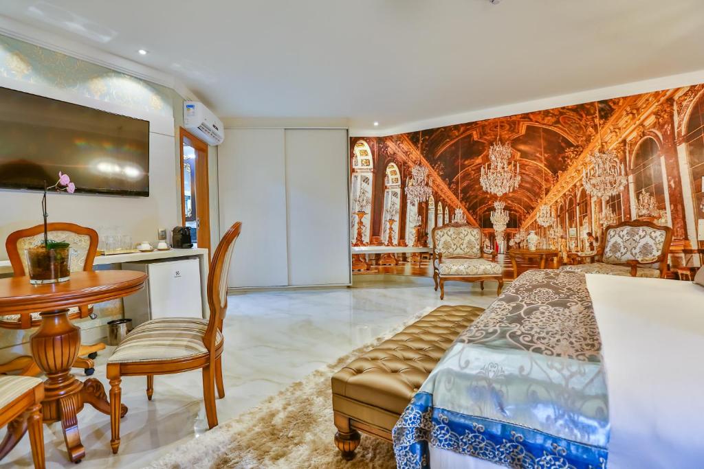  Golden Lis Hotel Boutique