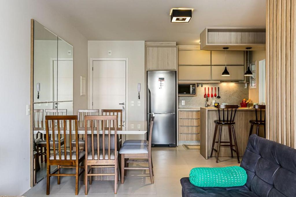  Apartamento Encantador totalmente reformado em condomínio completo CA09I