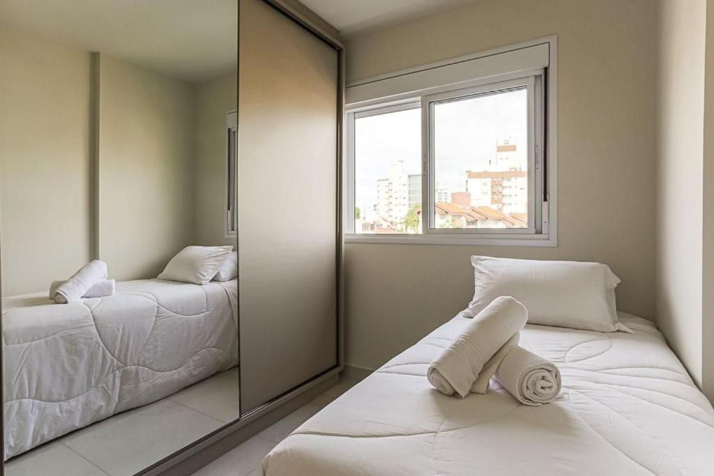  Apartamento Encantador totalmente reformado em condomínio completo CA09I