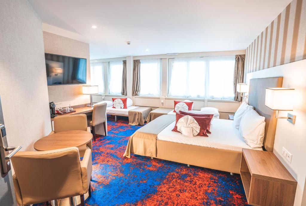 My Home Hotel - Free Parking - Resim 45