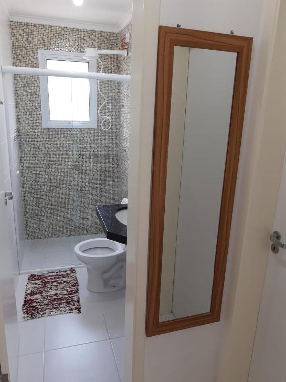  Apto com piscina no Itagua Ubatuba