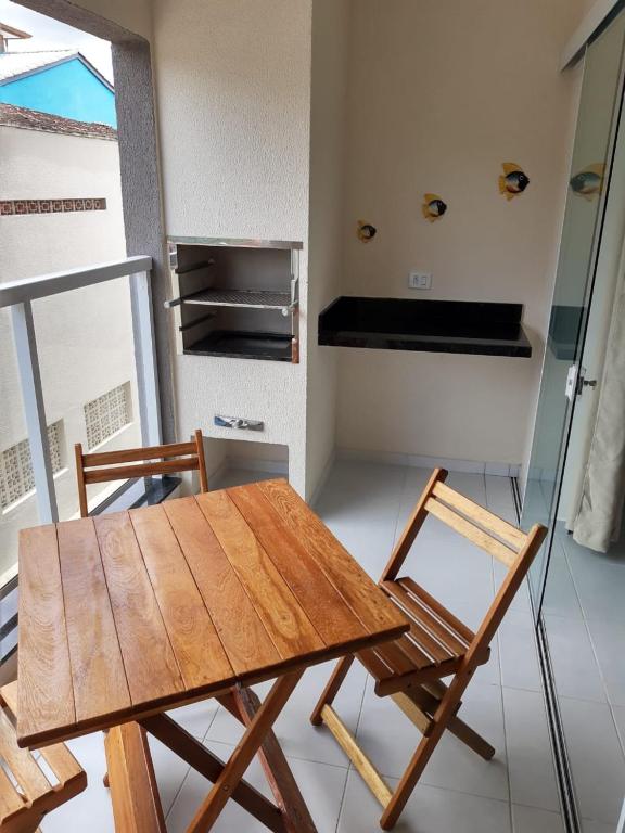  Apto com piscina no Itagua Ubatuba