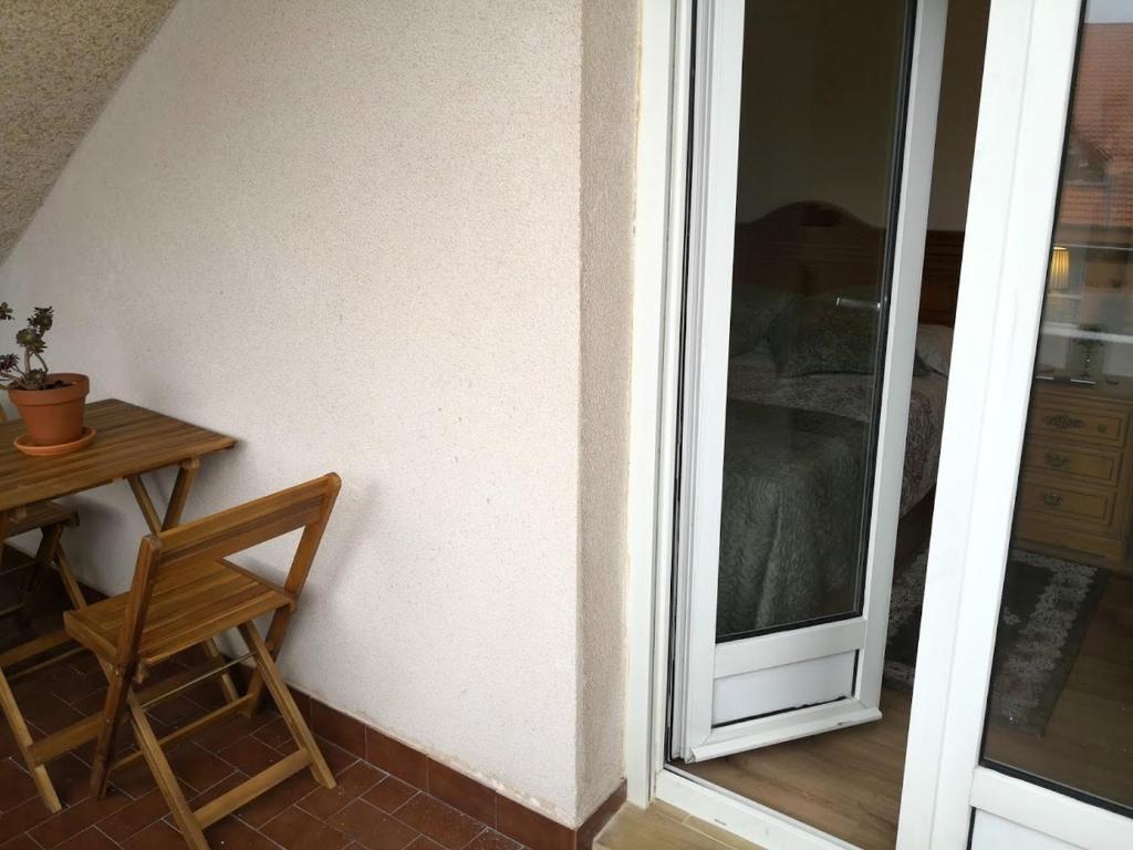 Balkón nebo terasa v ubytování Charming apartment in Mogro with sea and mountain views