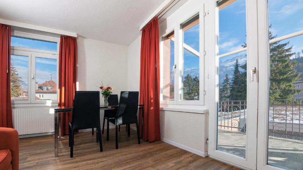 Swiss Inn & Apartments photo