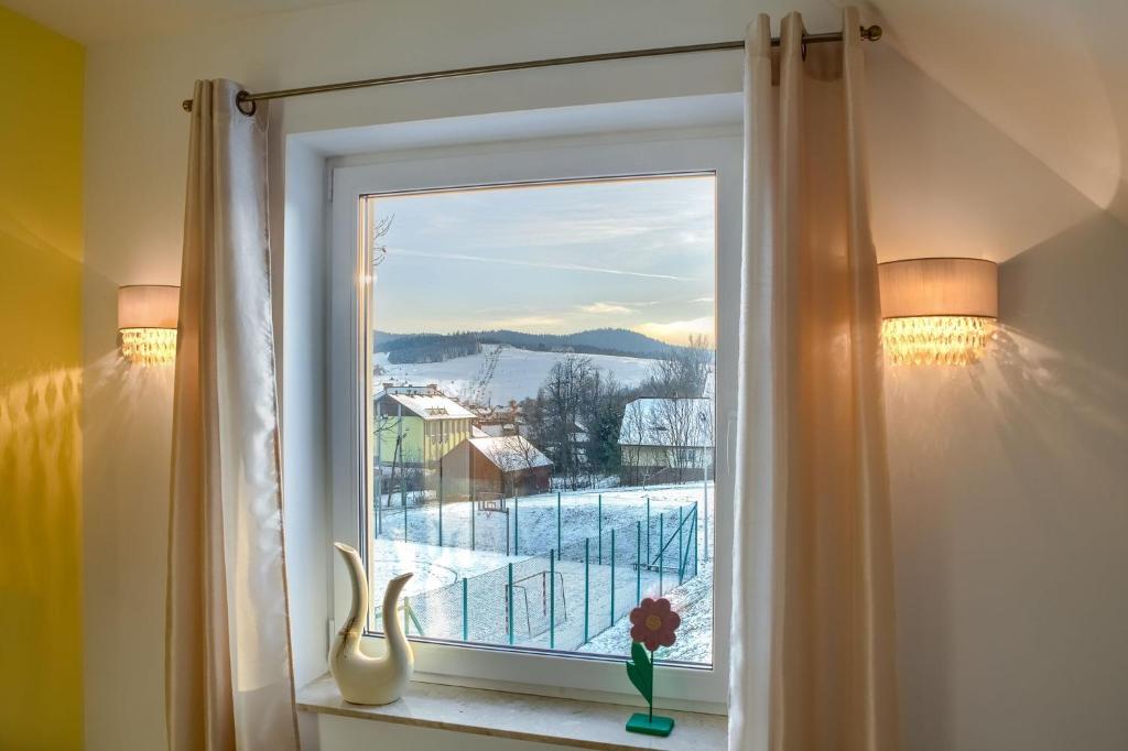 Výhľad na hory alebo výhľad na hory priamo z apartmánu