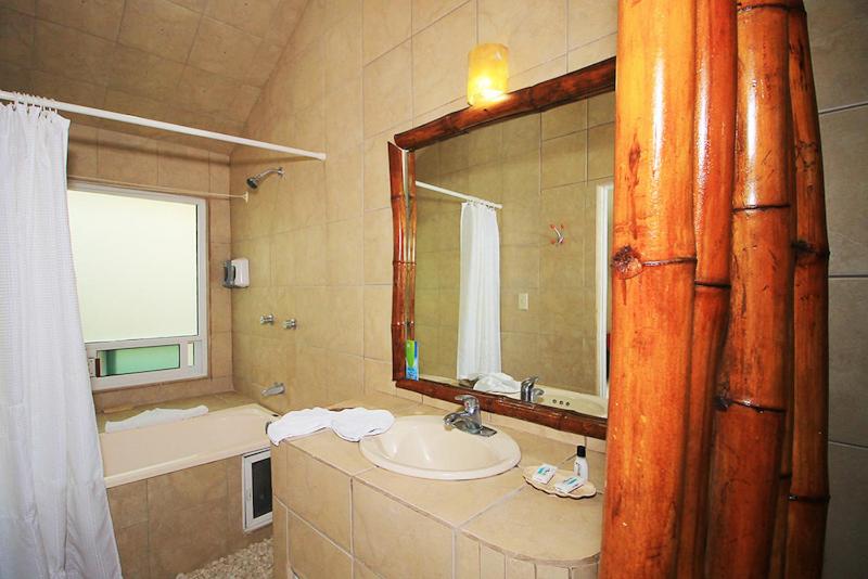 Koupelna v ubytování Bon Jesus Hotel