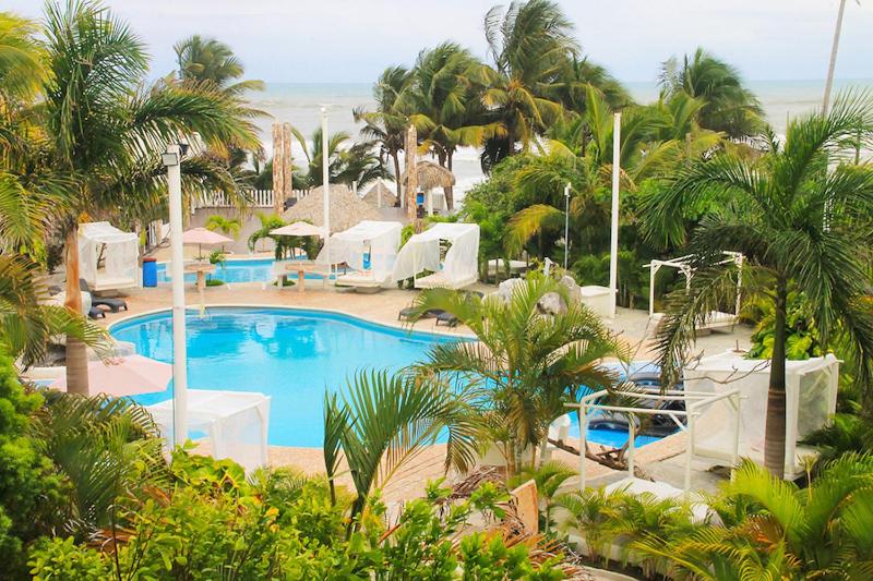 Bazén v ubytování Bon Jesus Hotel nebo v jeho okolí