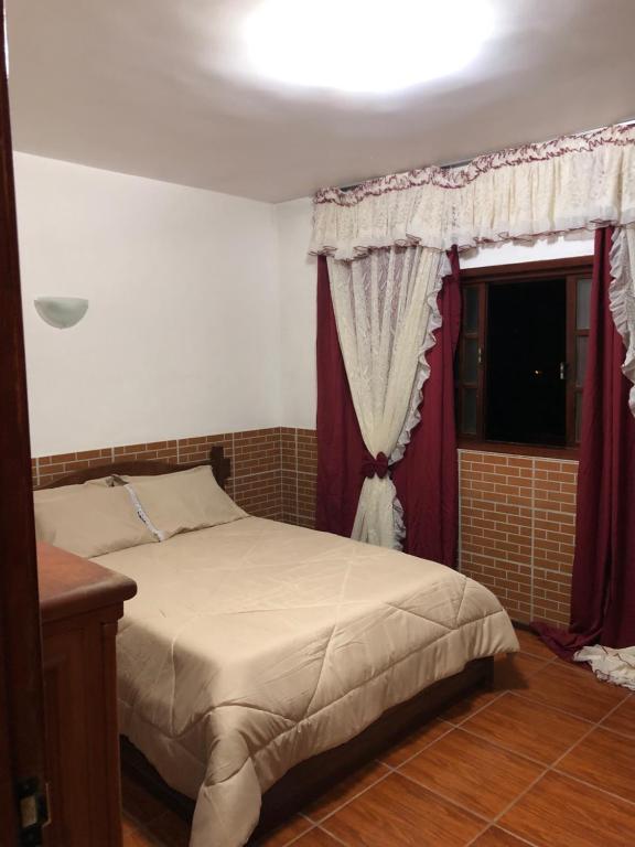  Casa Próxima ao Hotel Quitandinha
