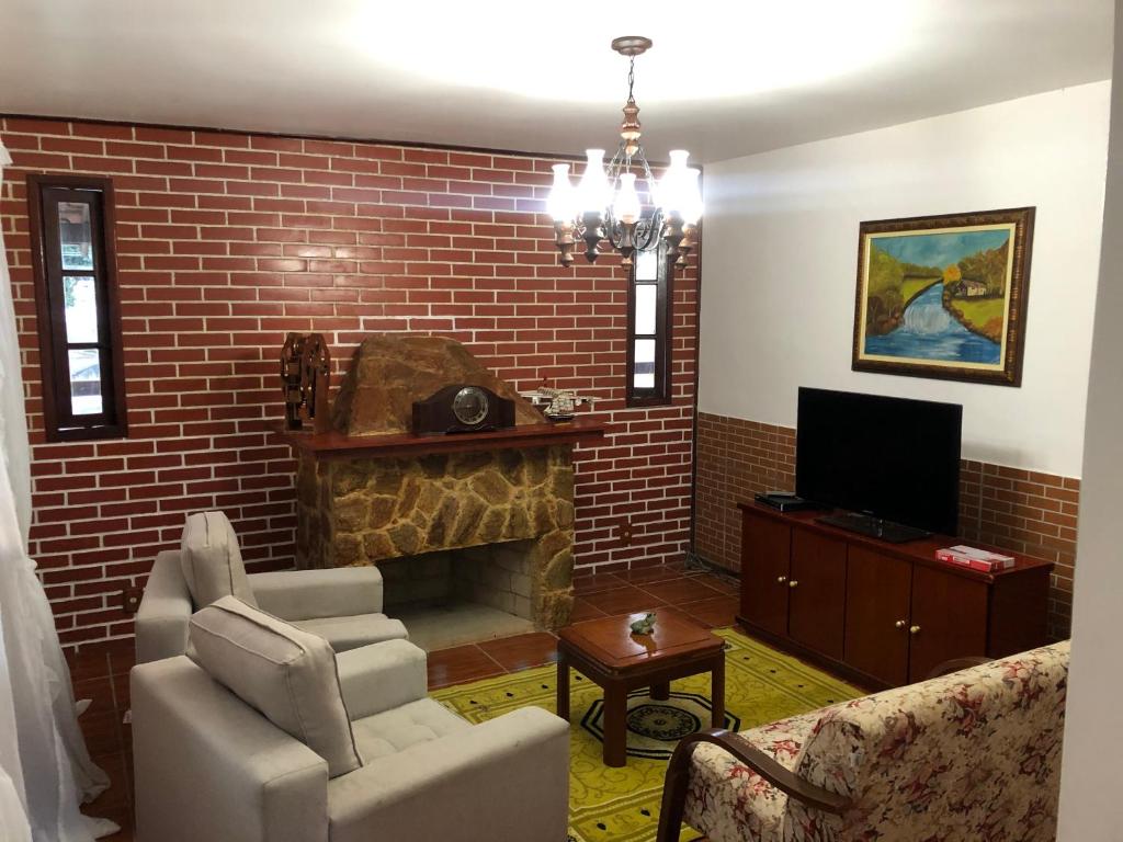  Casa Próxima ao Hotel Quitandinha