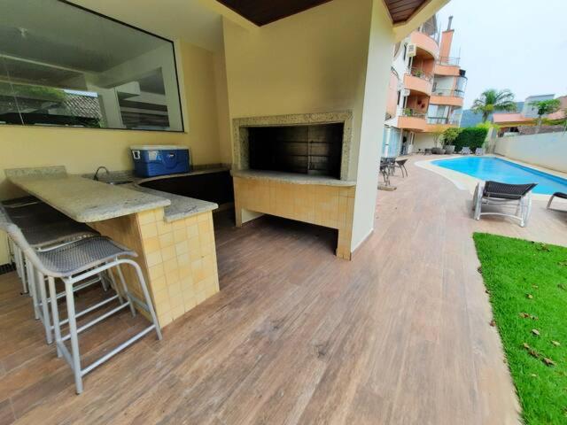  Apartamento Completo e Luxuoso no Sul da Ilha