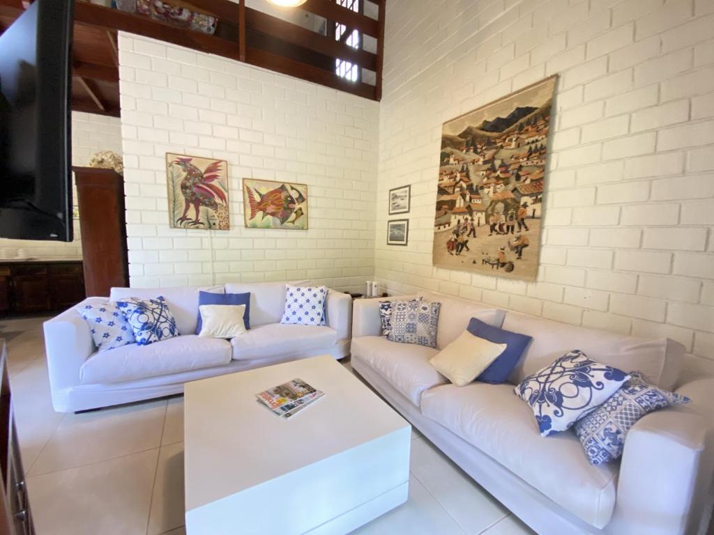 Casa Azaléia a 300m da Praia de Camburi