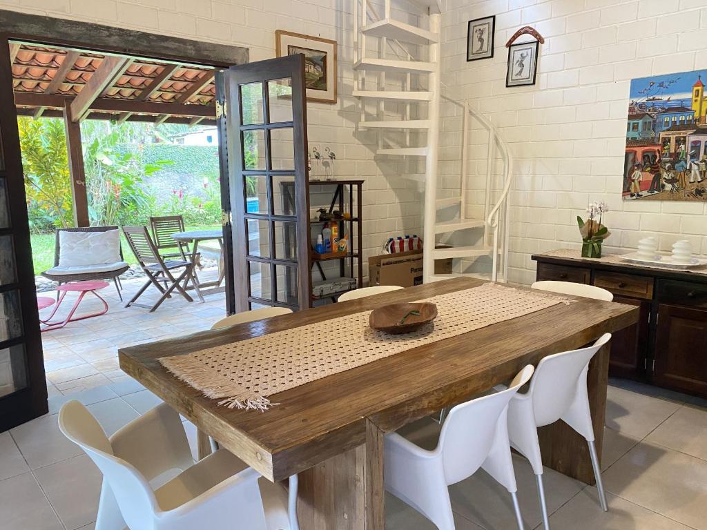  Casa Azaléia a 300m da Praia de Camburi