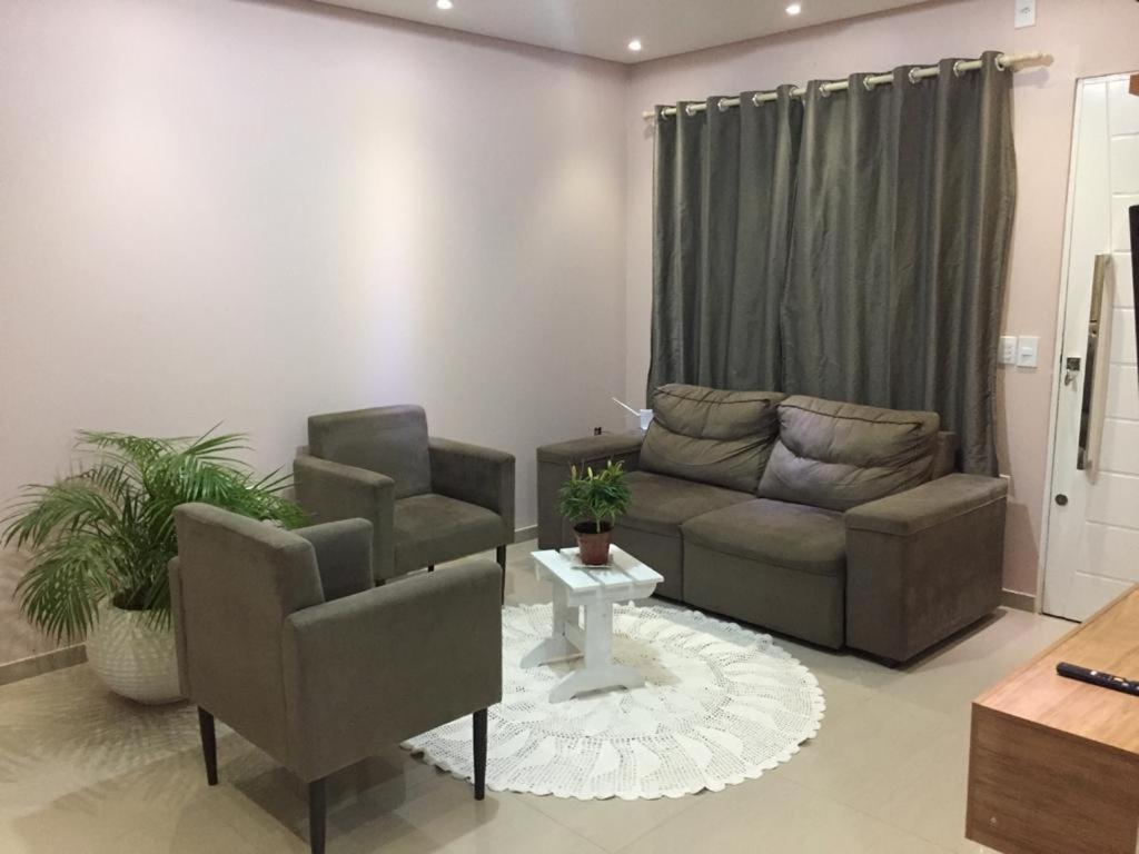  alugo casa 8 pessoas ponta das canas