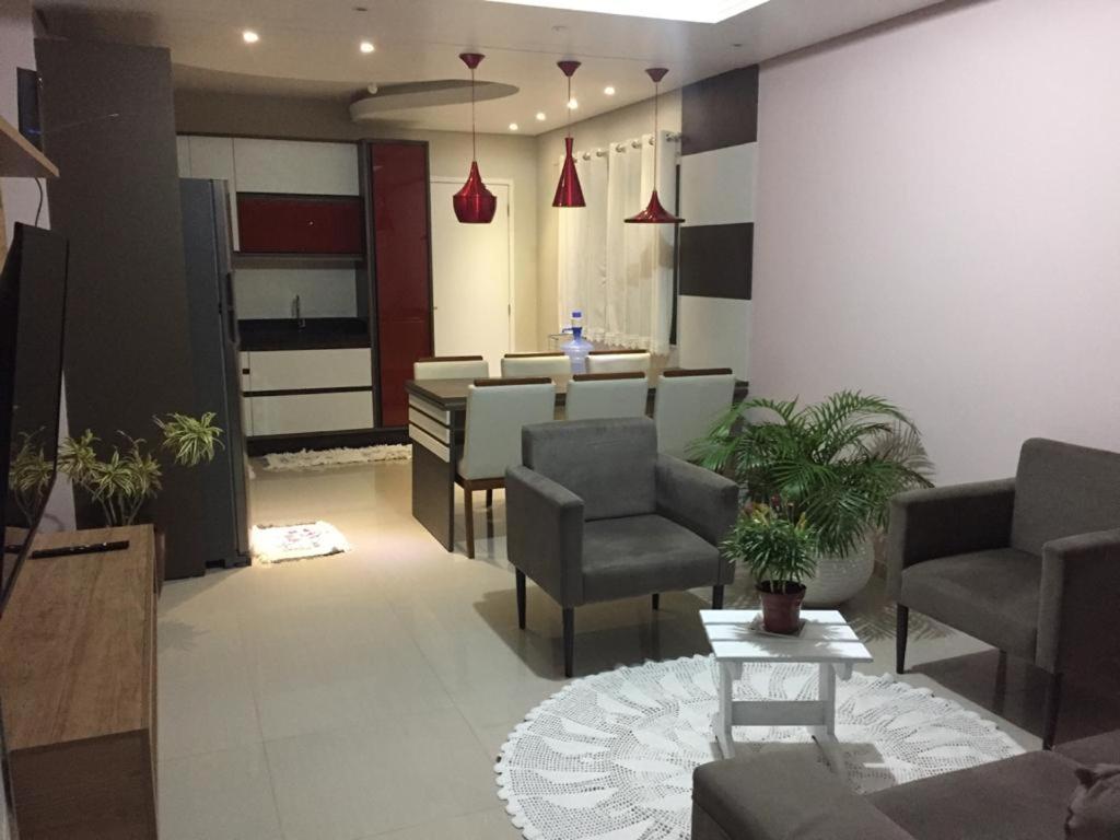  alugo casa 8 pessoas ponta das canas