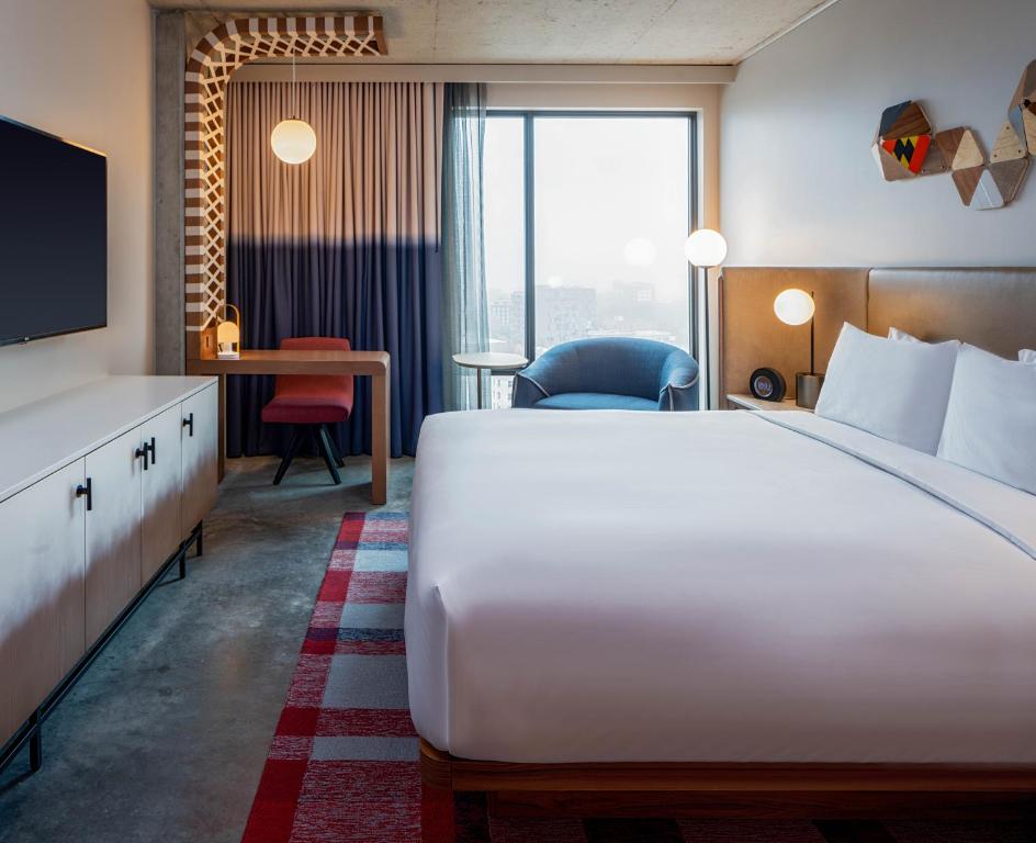 Hyatt Centric Downtown Portland - Zimmer Mit Kingsize-Bett Und Stadtblick