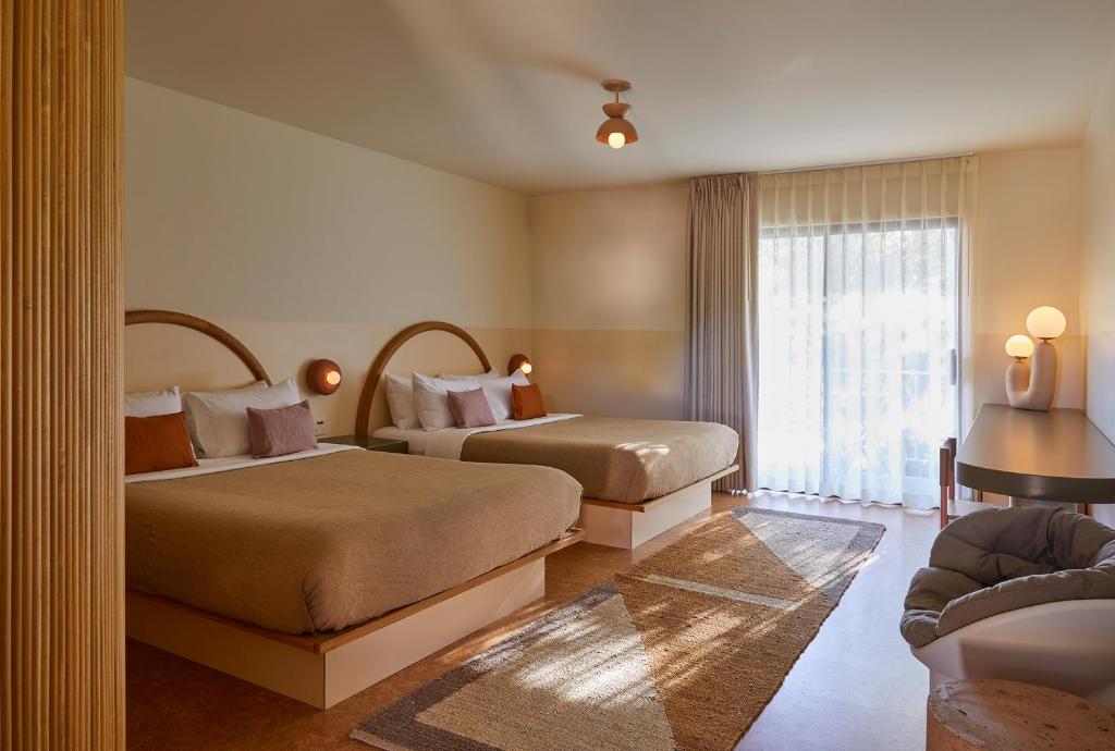 The Capri Hotel - 