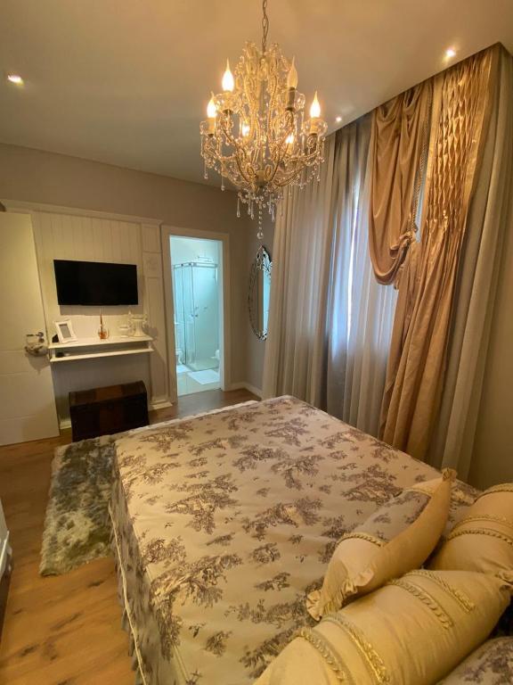  Apartamento Alto Padrão Estilo Louis XV próximo a praia
