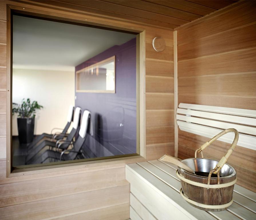 Crowne Plaza Budapest by IHG - Resim 35