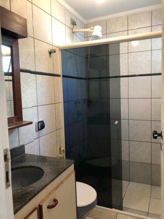  Enseada lindo apartamento com varanda