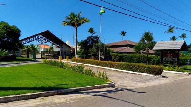  Casa no Condomínio Residencial Muro Alto