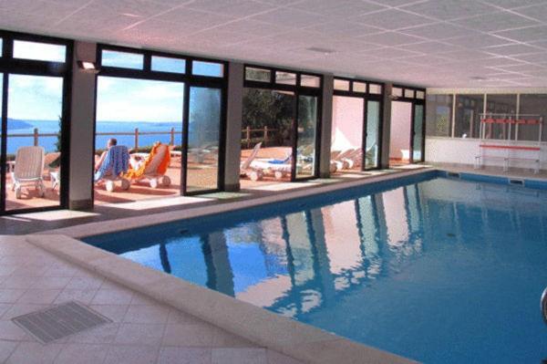 Bazén v ubytování Hotel Residence La Rotonda nebo v jeho okolí