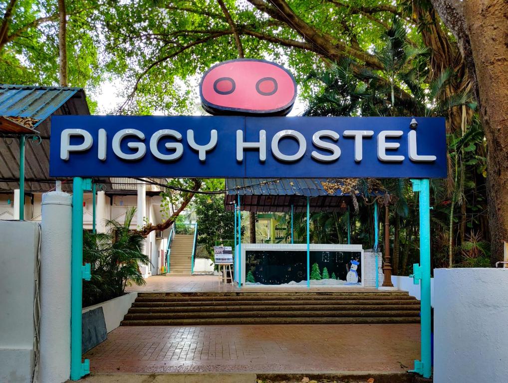 PIGGY HOSTEL CALANGUTE $10 ($̶2̶6̶) - Updated 2023 Reviews - Goa