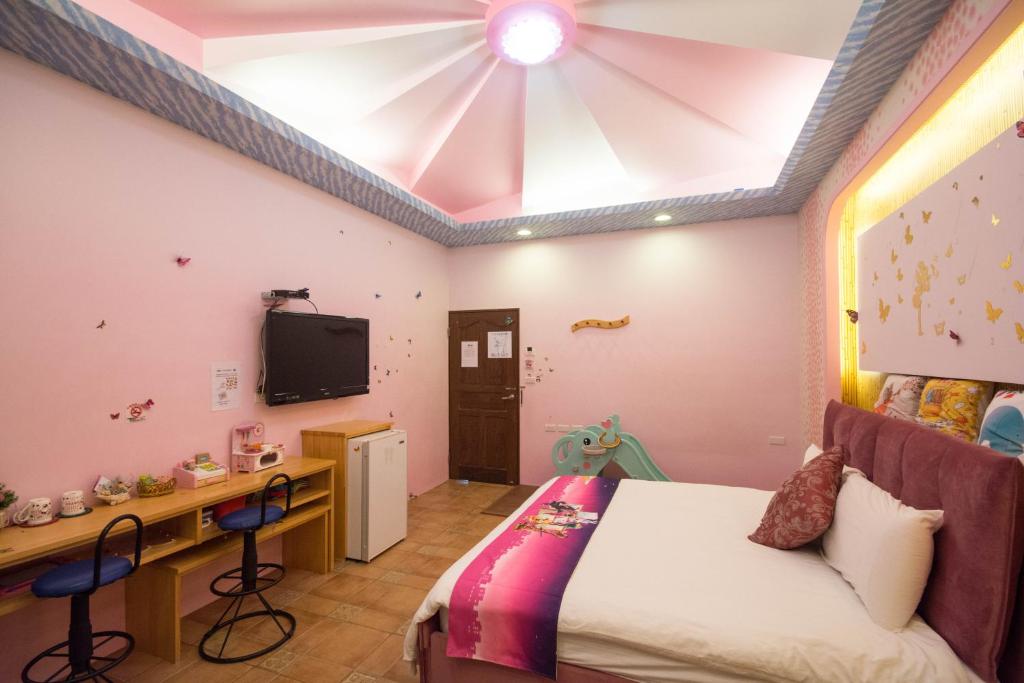 TV a/nebo společenská místnost v ubytování Lanyang Beach Villa