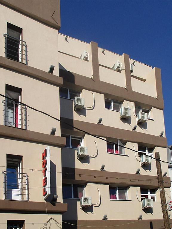 Budova, kde se hotel nachází