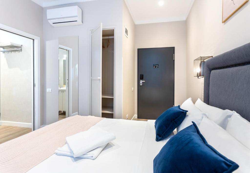 DeGoya Studios Bucharest Old Town - Resim 11