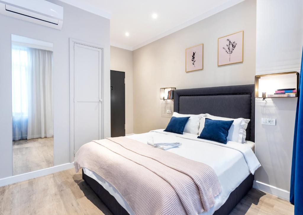 DeGoya Studios Bucharest Old Town - Resim 9