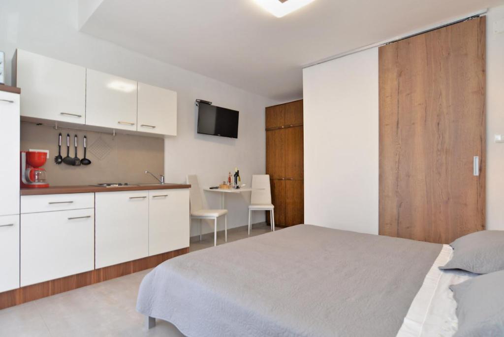 Gallery image of Apartment Mirella 1745 in Bale