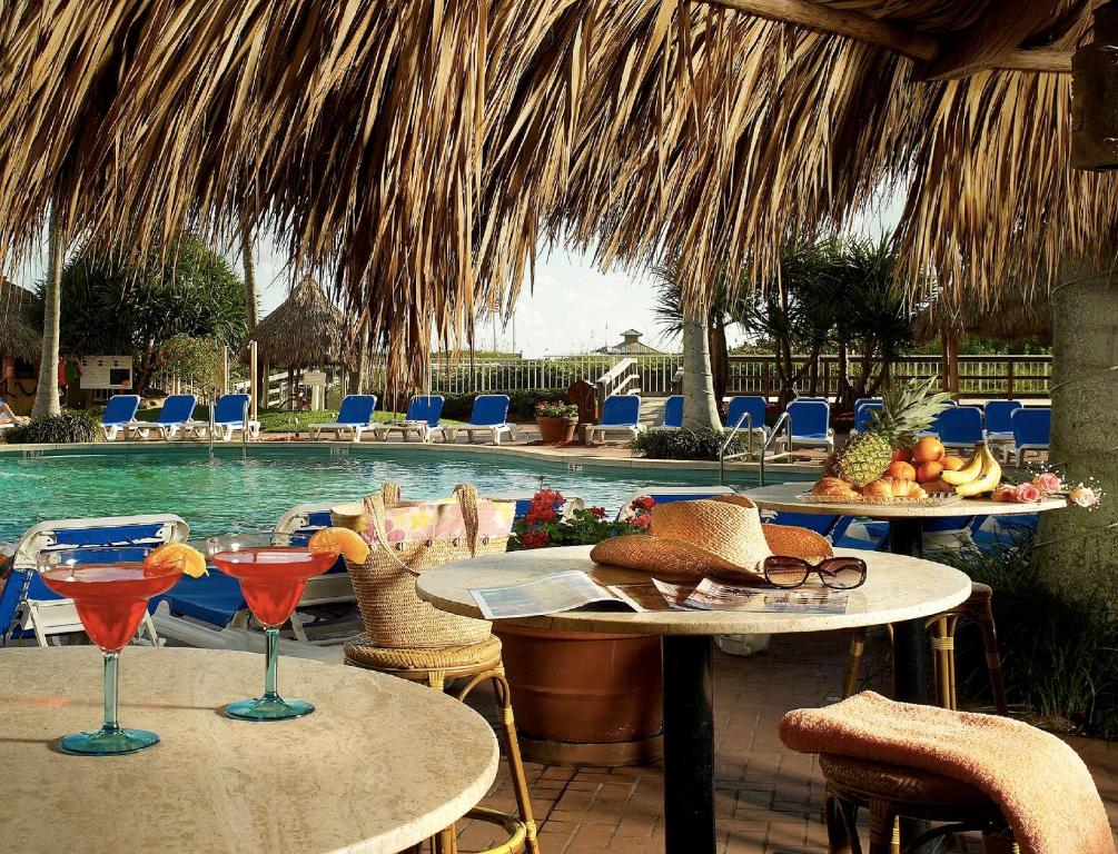 Palm Beach Shores Resort and Vacation Villas photo