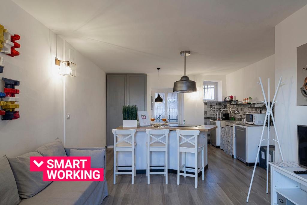A kitchen or kitchenette at Sapore di Sale by Wonderful Italy