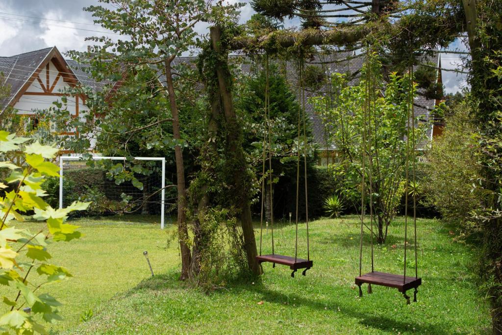  Charme e Natureza na Suíça Brasileira - LOVE CHALÉ