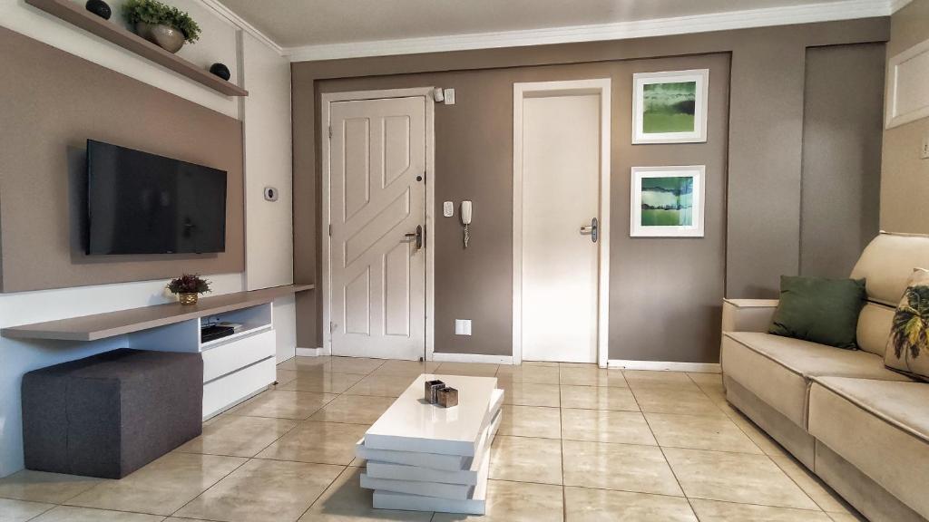  Excelente Apartamento na Praia de Bombinhas.