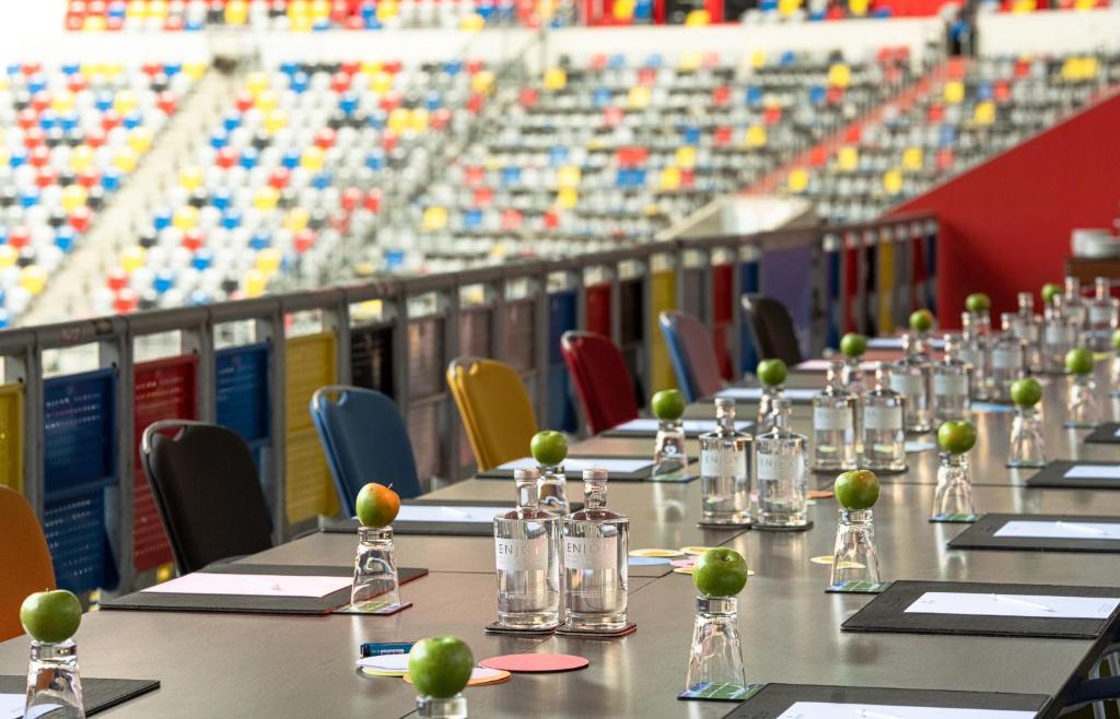 Tulip Inn Hotel Düsseldorf Arena - 2 Minuten Fußweg zur Messe - Resim 11