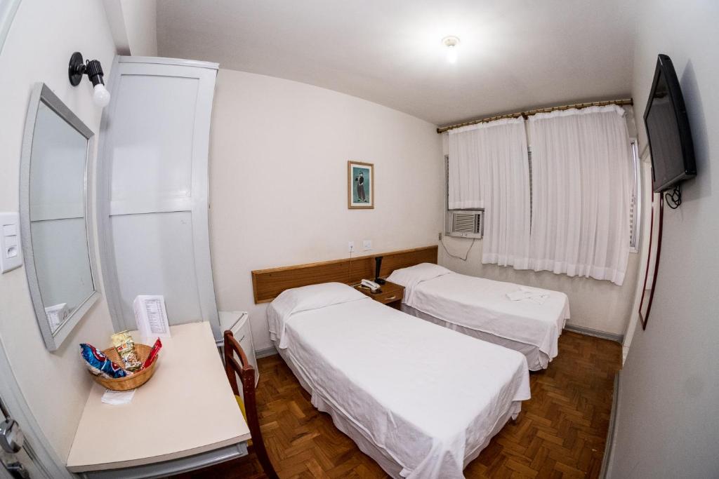  Santa Rosa Hotel