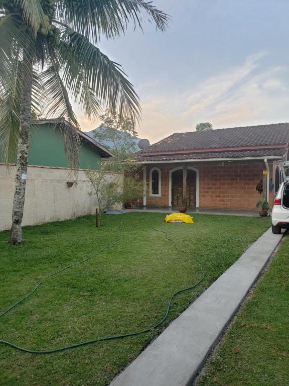  Casa Rústica em Massaguaçu