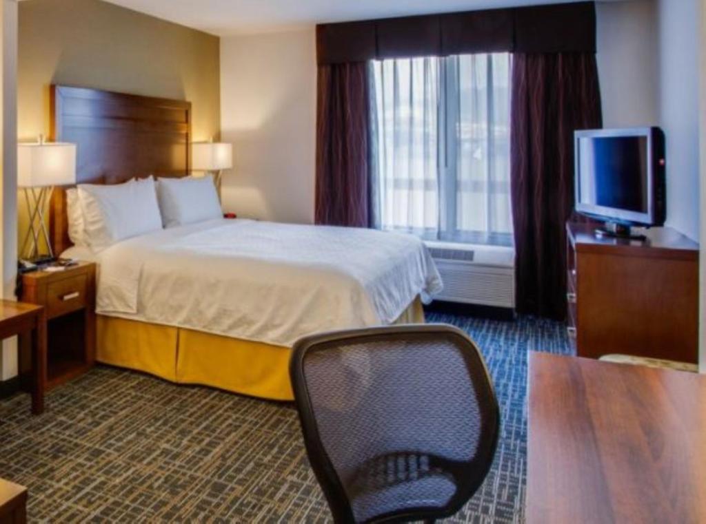 Holiday Inn Express San Francisco Airport North, an IHG Hotel - 
