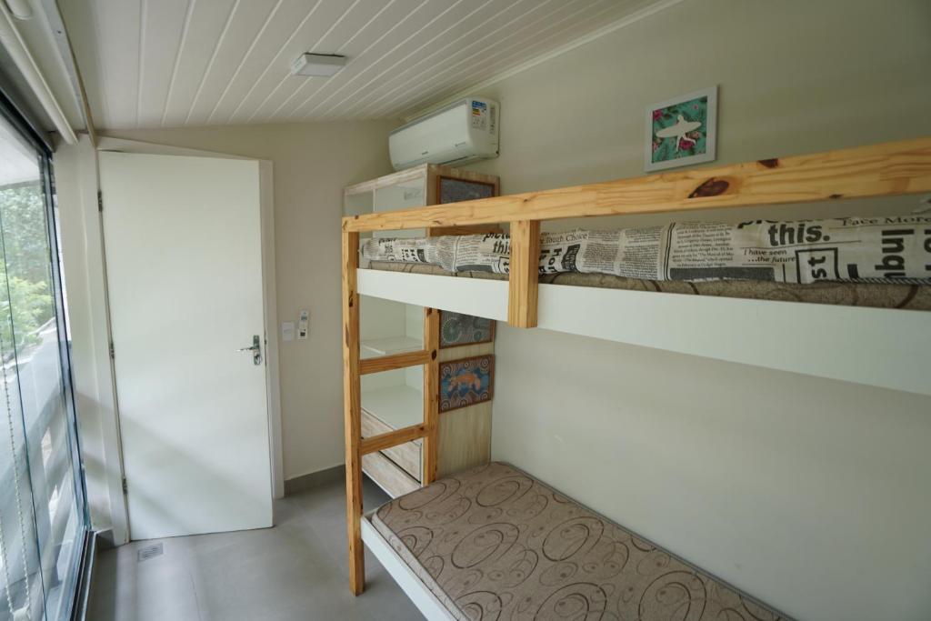  Casa em Condomínio com Piscina - Residencial Maresias 50 m da Praia