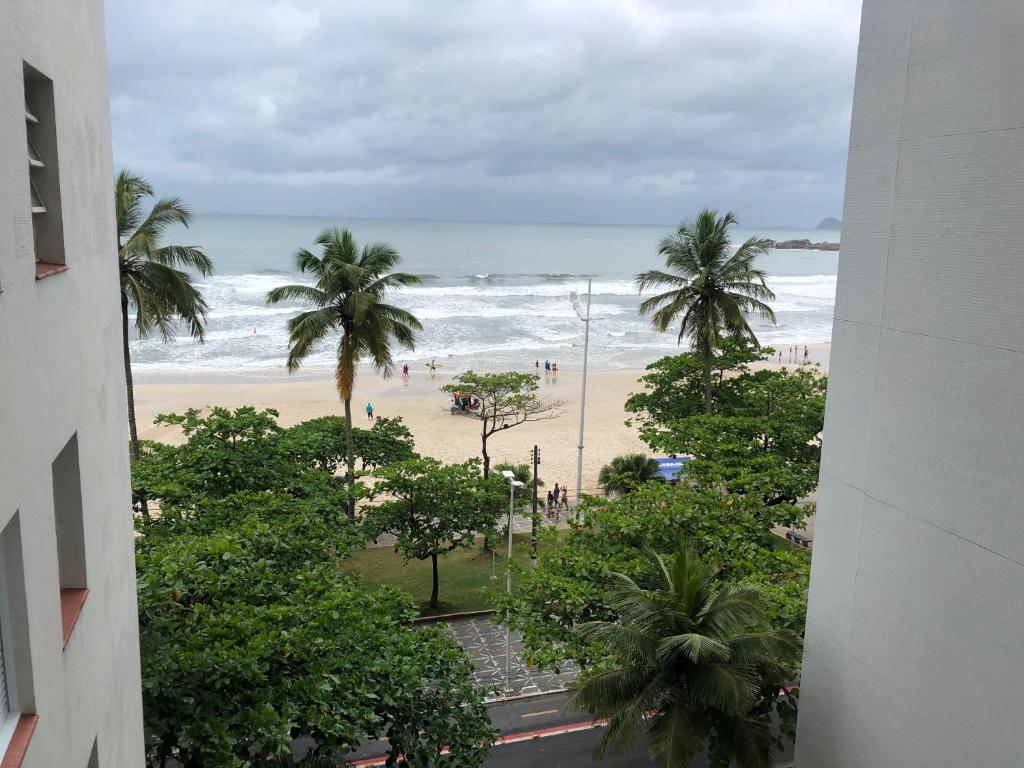  Apartamento pé na areia
