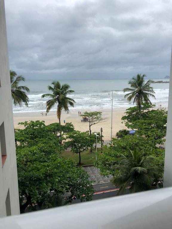 Apartamento pé na areia