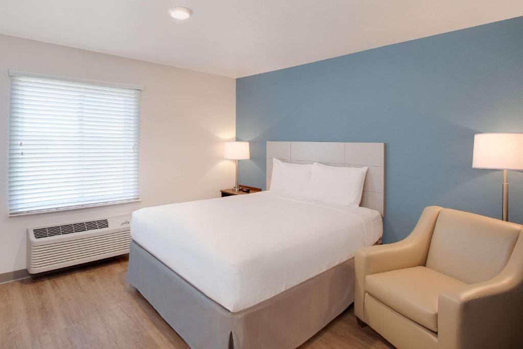 WoodSpring Suites Nashville near Rivergate - Standard Queen Room - Niet -roken