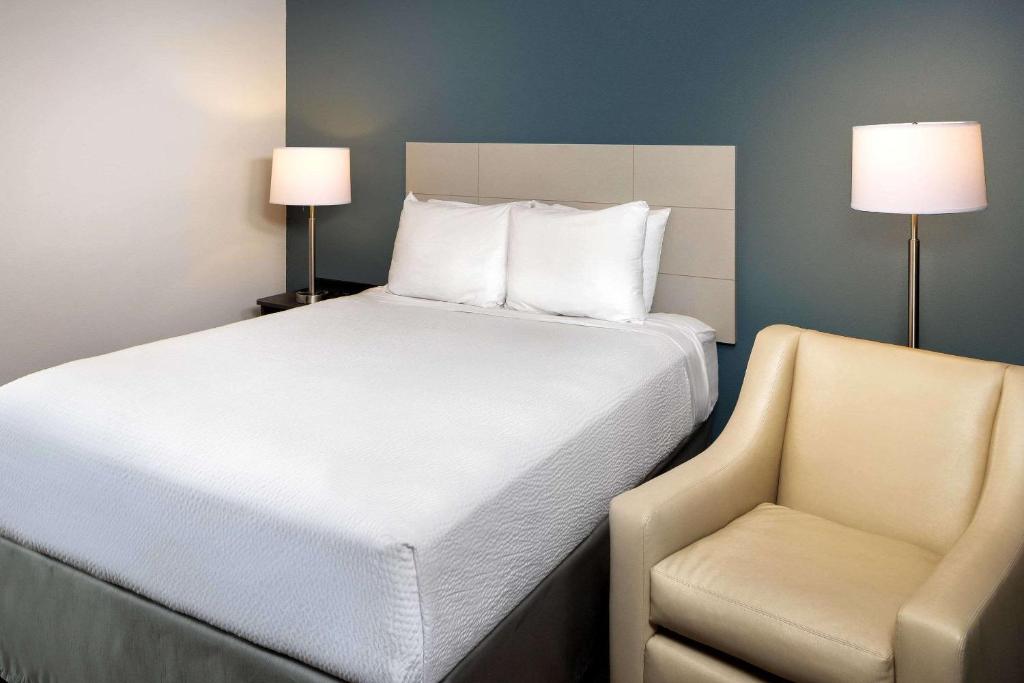 Woodspring Suites Houston IAH Airport - Chambre Lit Queen-Size Standard - Non-Fumeurs