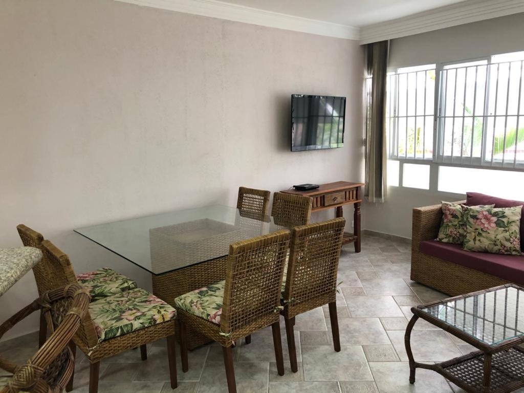  Apartamento a beira mar - Tombo - Guarujá