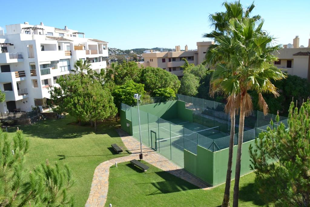 Tenis alebo squash v ubytovaní 3hab Alamar La Cala de Mijas WIFI AC PISCINA alebo jeho okolí