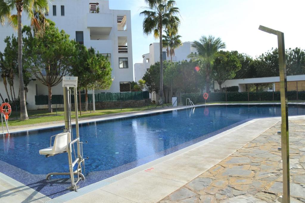Bazén v ubytovaní 3hab Alamar La Cala de Mijas WIFI AC PISCINA alebo v jeho blízkosti